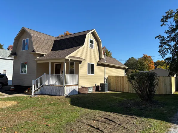 805 N Nottawa St, Sturgis, MI 49091