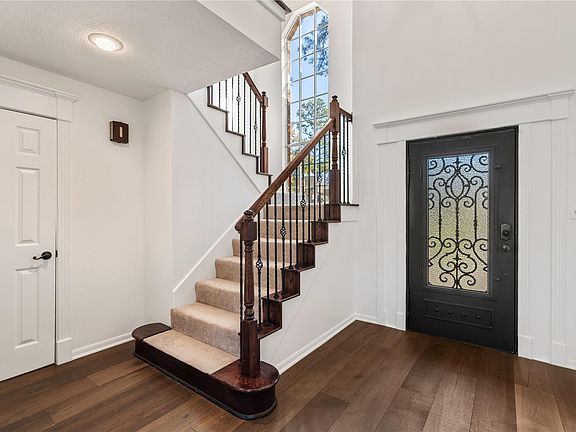 4th image of 16011 Stratton Park Dr