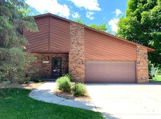 1823 Truman Ct, Northfield, MN 55057