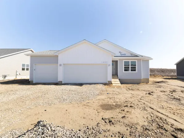 1655 Dalton St, Jesup, IA 50648