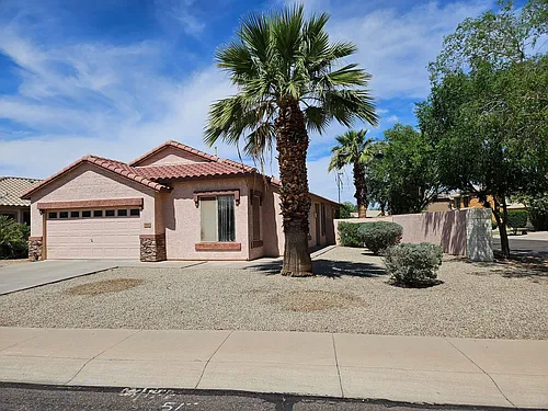 890 E Kyle Ct Photo 1