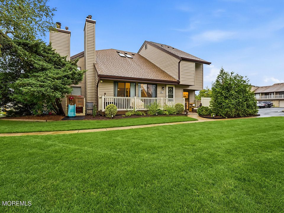 1st image of 81 Cotswold Circle