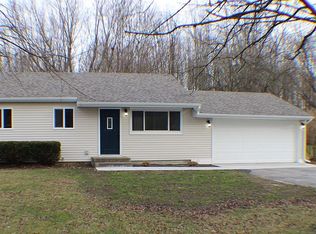 3761 Southfield Dr, Saint Joseph, MI 49085