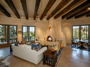 1101 Padre Kino, Santa Fe, NM 87501