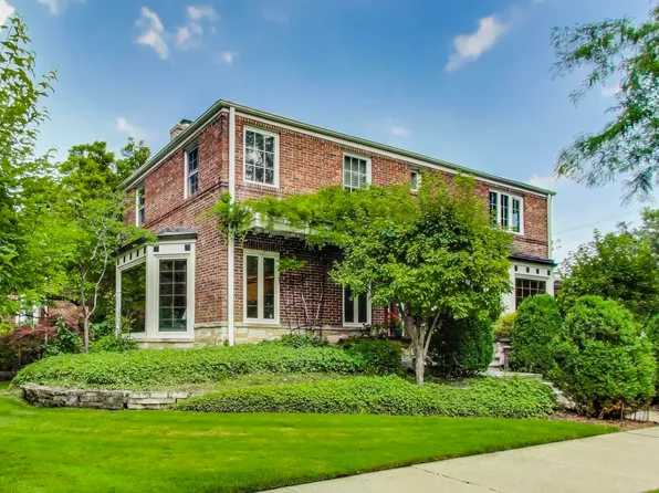 3550 W Ardmore Ave, Chicago, IL 60659