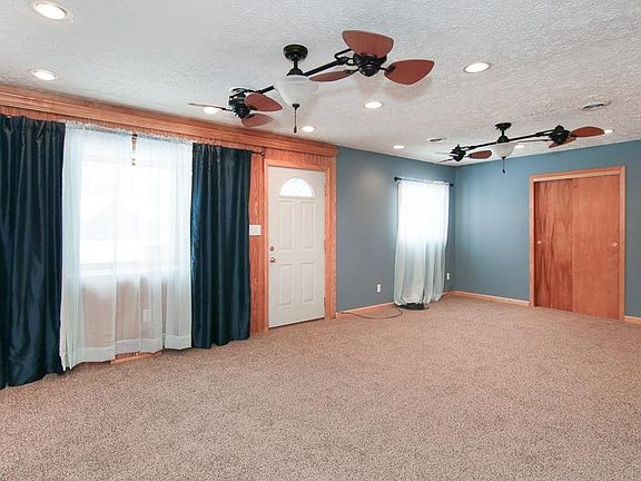 4th image of 4244 Brockley Ave