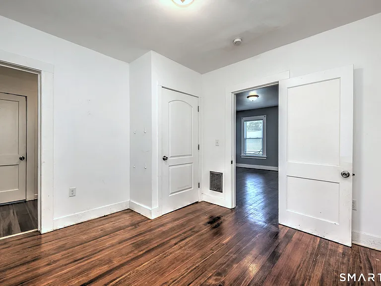 31 Winthrop St — Photo 23