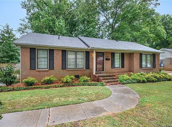 4th image of 5314 Amity Pl
