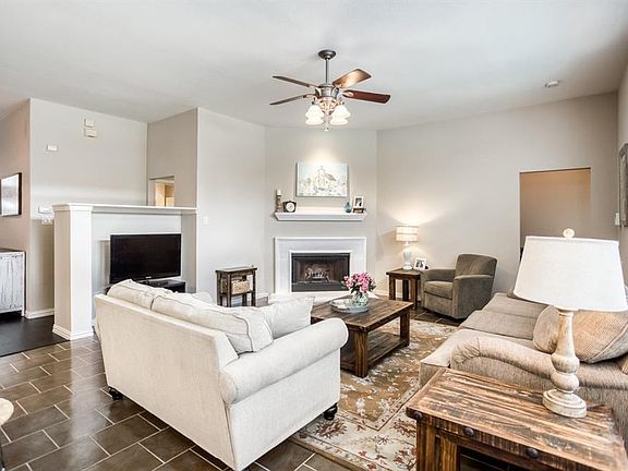 3rd image of 6109 Wilmington Dr