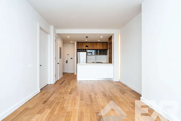 Rented by EXR | media 5