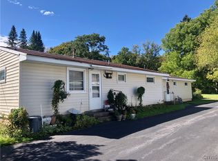 3637-3639 Huxford Pl, New Hartford, NY 13413
