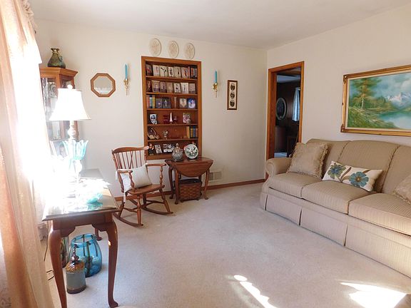 4th image of 4735 Northwood Dr NW
