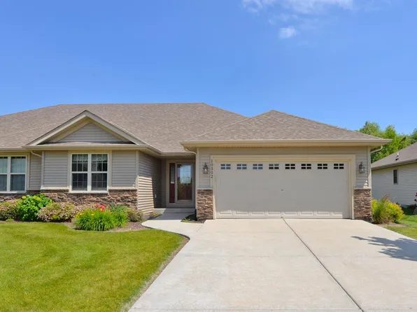 10502 Prairie Crossing DRIVE, Franksville, WI 53126