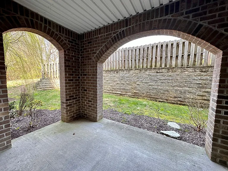 Maple Sunset Apartment Homes — Photo 38