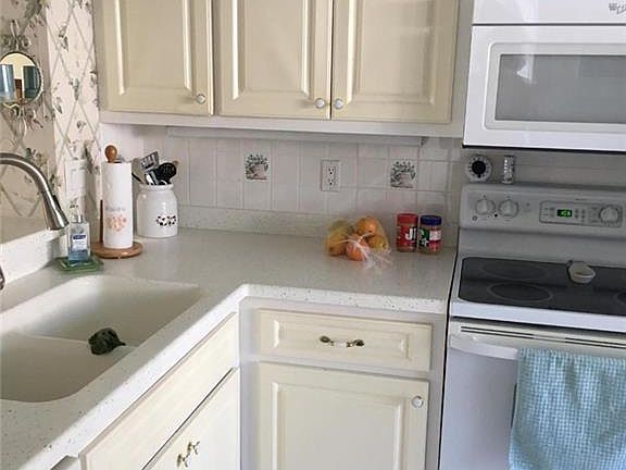 4th image of 18050 San Carlos Blvd APT 150