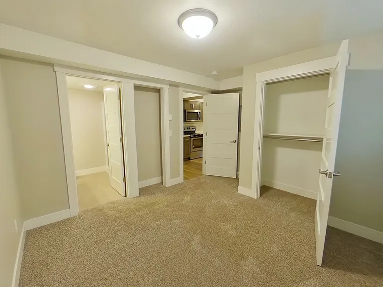 405 East 14th Ave — Photo 7