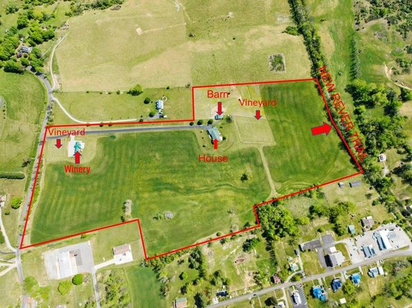 2664 Old Route 100 Rd, Draper, VA 24324
