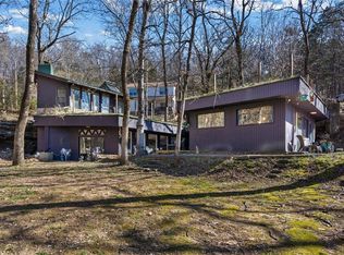 21283 Pine Dr, Garfield, AR 72732