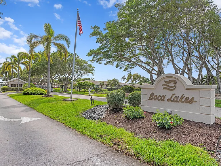 8555 Bella Vista Dr #86 — Photo 47