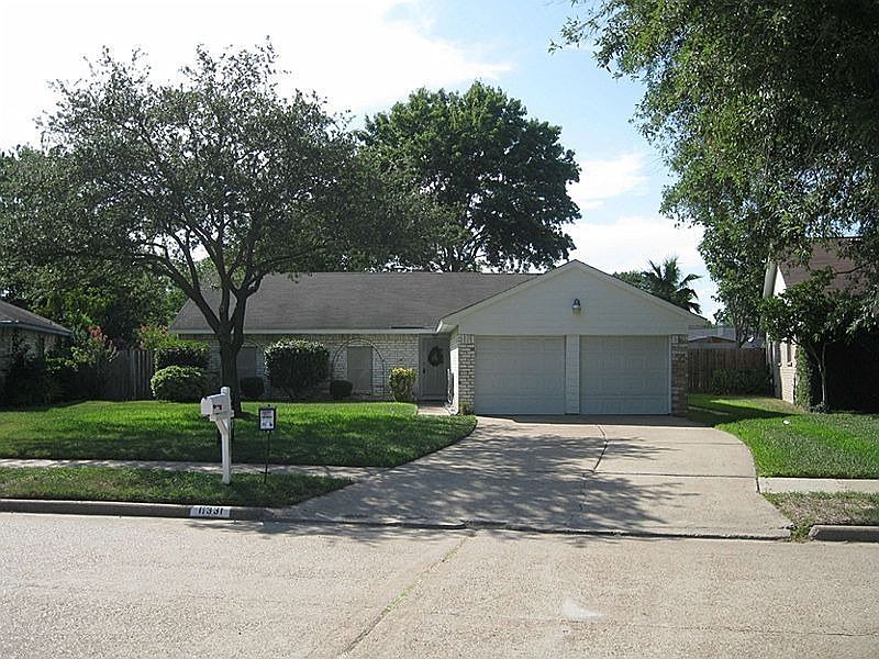 1st image of 11331 Angelique Dr