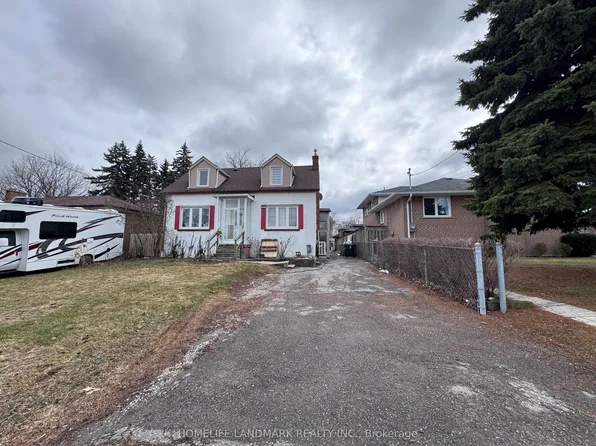 121 Bishop Ave, Toronto, ON M2M 1Z6