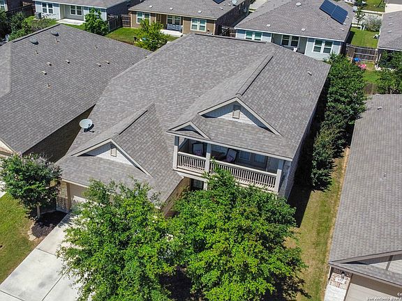 2nd image of 202 FERNWOOD DR