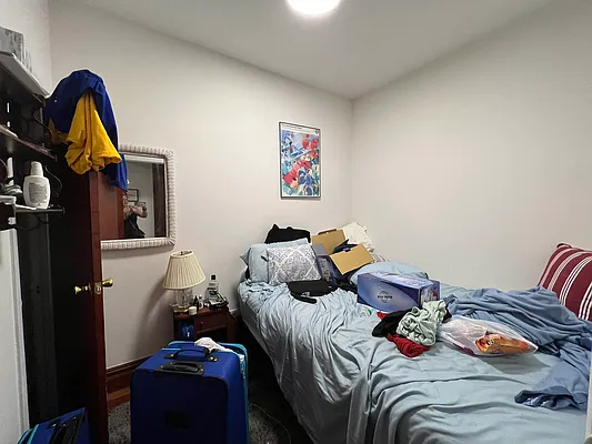 Rented by Bond New York | media 36