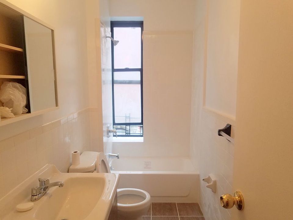 1st image of 501 W 139th St APT 2A
