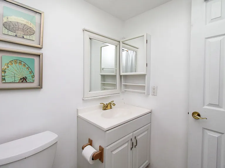 175 Turtle Lake Ct #111 — Photo 17