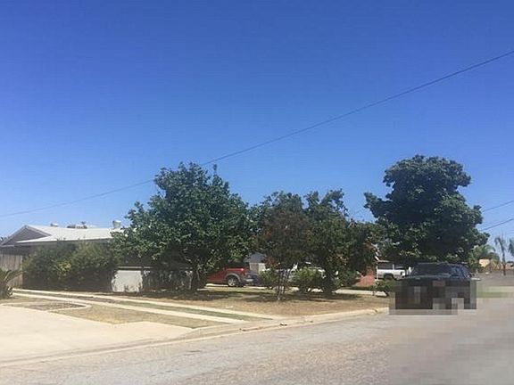 3rd image of 10616 La Cresenta Dr