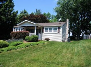 70 Valley View Rd, High Bridge, NJ 08829