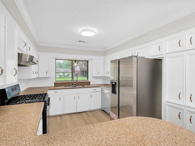 3519 Westridge St — Photo 8