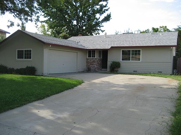 2nd image of 4411 Penwith Way