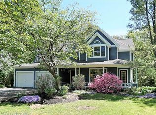 20 Mitchellwood Dr, Falmouth, ME 04105