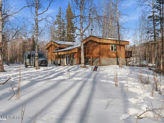4660 S Captains Cir, Wasilla, AK 99623