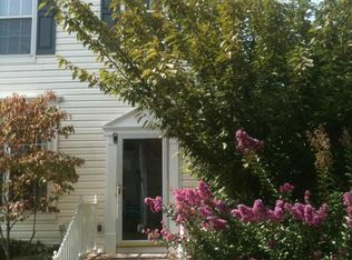 6370 Saint Timothys Ln, Centreville, VA 20121