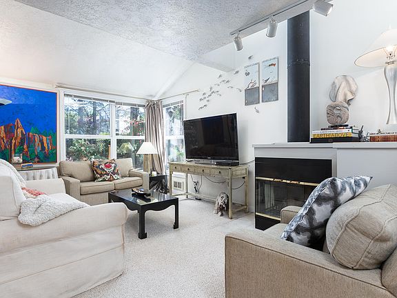 3rd image of 5845 Barefoot Ln