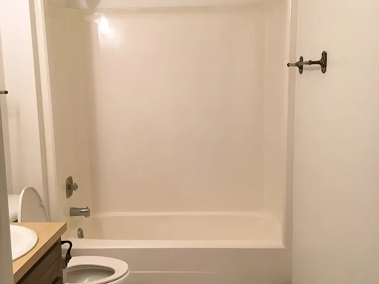 1111 S Arch Ave #3 — Photo 6