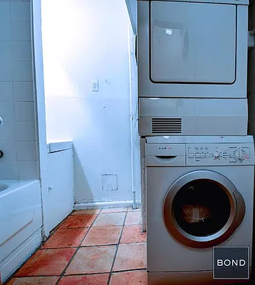 Rented by Bond New York | media 22