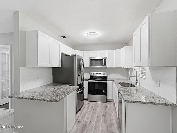 4th image of 5149 LEXINGTON Avenue