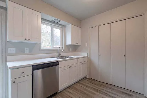 Floor plan 2 Bedrooms, 1 Bathroom