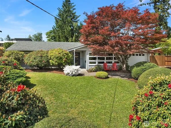5219 117th Avenue SE, Bellevue, WA 98006