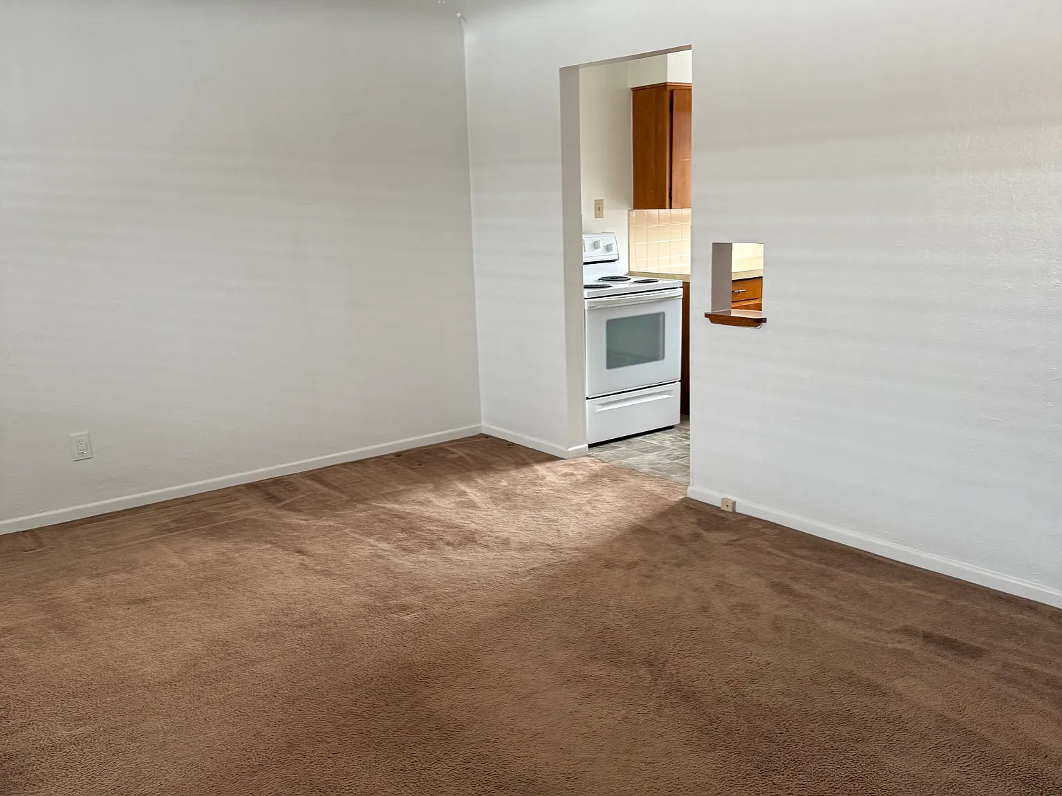 4605 Otis St — Photo 3