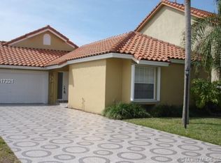 10420 NW 46th St, Doral, FL 33178