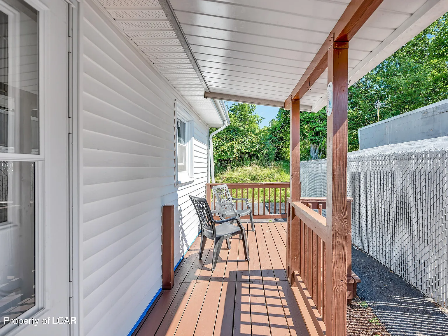 3 bed, 1040 sqft, $1,800 — Photo 3