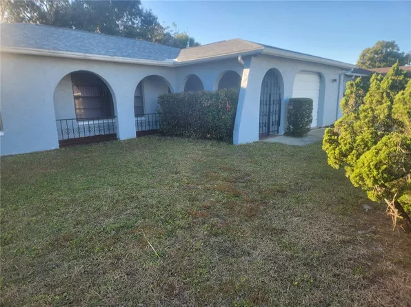 2023 Tumbleweed Dr, Holiday, FL 34690