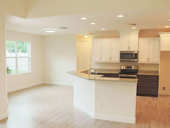 3rd image of 675 Sanctuary Golf Pl