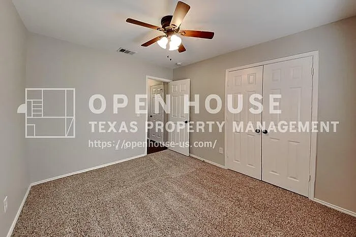 122 S Bending Oak Ln — Photo 16