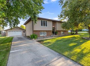 12305 W 103rd Ct, Saint John, IN 46373