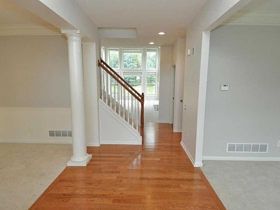 3rd image of 5394 Anacala Ct